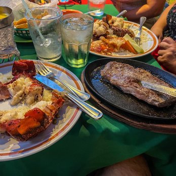 Maro's Shrimp House - Good food - Seafood Near Me - Cabo San Lucas, BCS