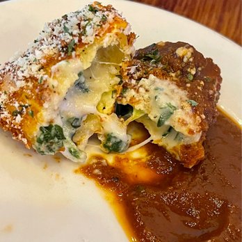 Cask Strength Bar and Kitchen - Spinach and Mozzarella filling - Cocktail Bars Near Me - Bakersfield, California