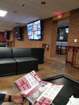 Pop's Bar and Grill by null
