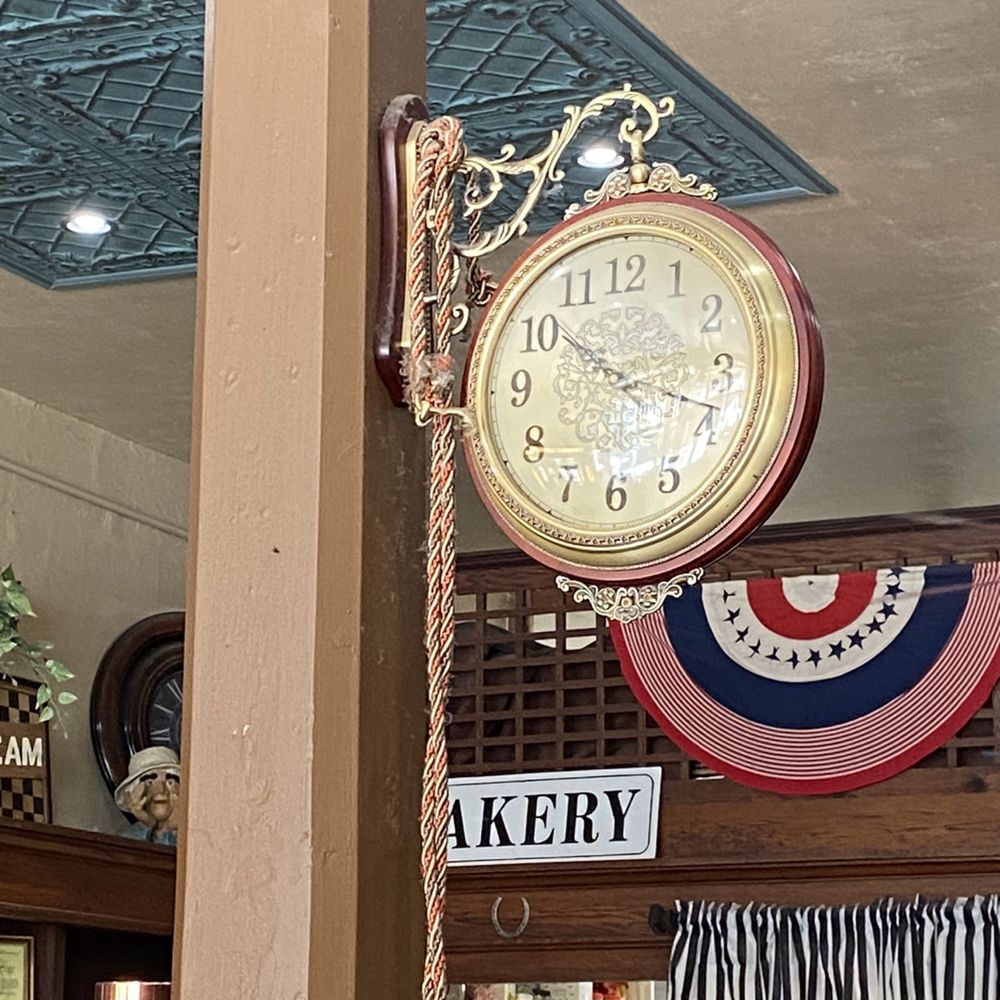 Chocolatte - Chocolatiers & Shops Near Me - Sutter Creek, California Chocolatte - Chocolatiers & Shops Near Me - Sutter Creek, California