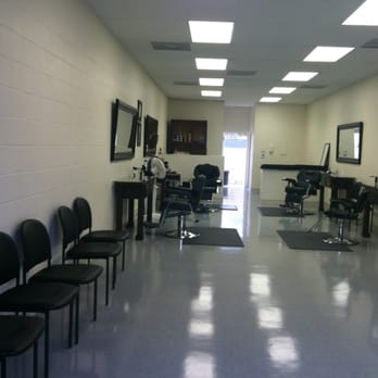 Carlos Barber Shop - Barbers Near Me - San Fernando, California Carlos Barber Shop - Barbers Near Me - San Fernando, California