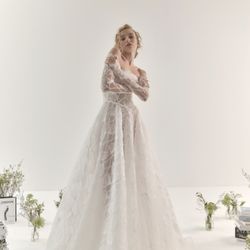Whisper gown from Savin London: For the bride who loves the timeless beauty of lace but wants a modern, sophisticated edge