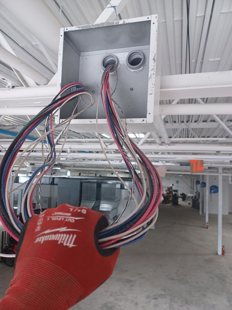 Slide of Roman Electrical Services
