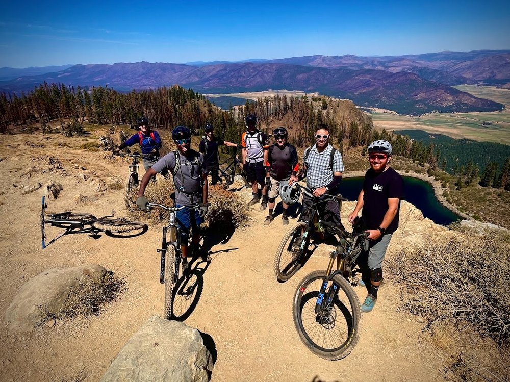 Yuba Expeditions Adventure Center Logo