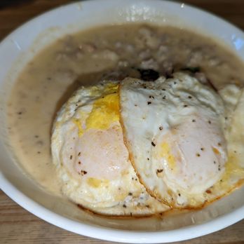 The Copperfield - Biscuits and gravy with eggs - Diners Near Me - Mendota Heights, Minnesota The Copperfield - Biscuits and gravy with eggs - Diners Near Me - Mendota Heights, Minnesota