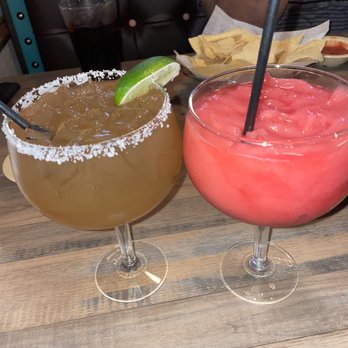 Monterrey Restaurant - Texas margarita and fruit punch margarita - Mexican Near Me - Douglasville, Georgia