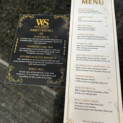 Wall Street Lounge