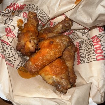 Fresh Brothers Pizza Redondo Beach - 5 Piece Baked Wings - Pizza Near Me - Redondo Beach, California