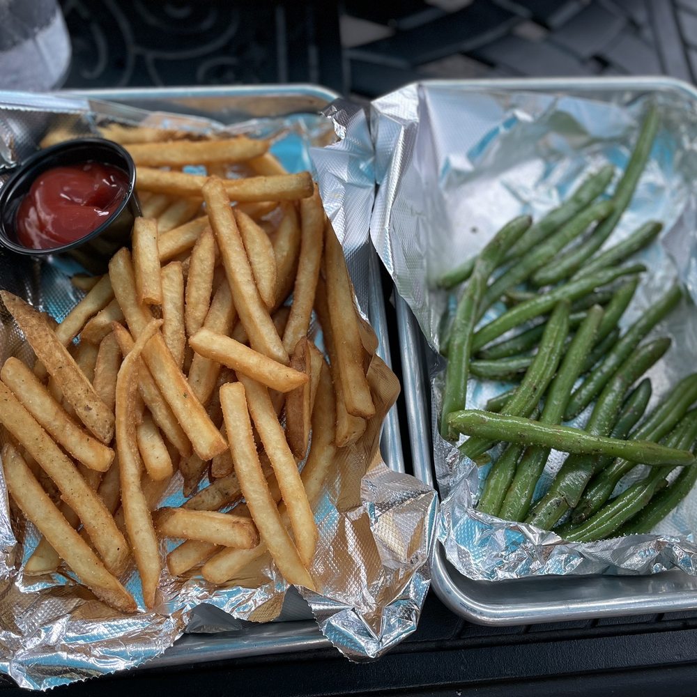 Traust Brewing Company - Crispy Fries & Seasoned Green Beans - Breweries Near Me - Mount Holly, North Carolina Traust Brewing Company - Crispy Fries & Seasoned Green Beans - Breweries Near Me - Mount Holly, North Carolina