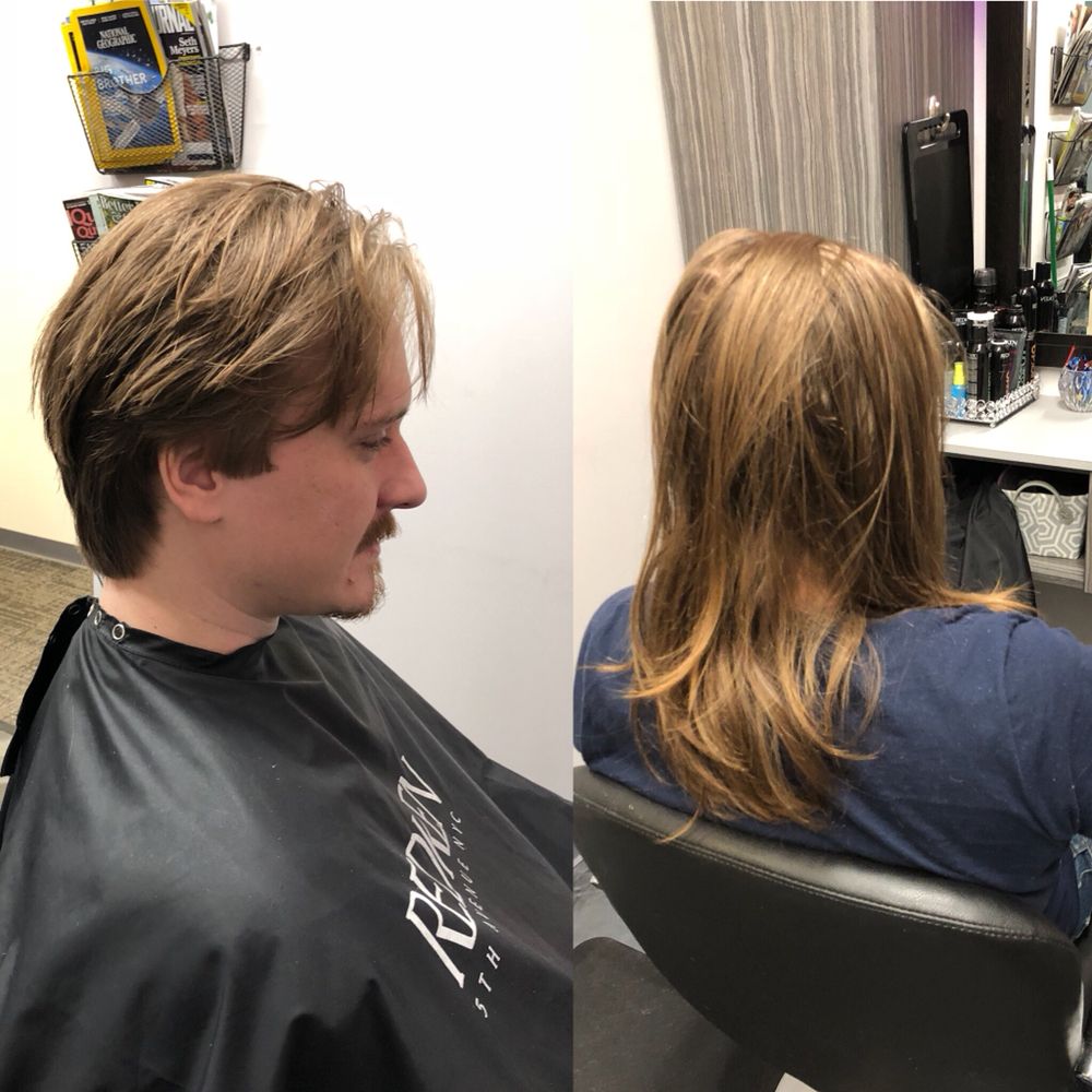 Annie Gabbard at A&R HairLoft Logo