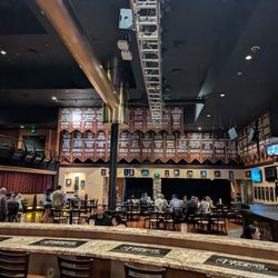 Feather Falls Casino & Lodge - The dining room