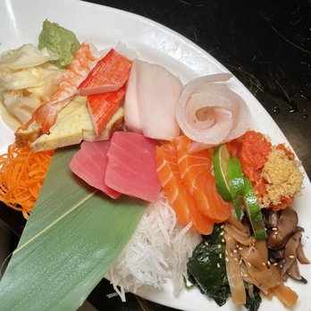 Sweet Ginger - chirashi - Asian Fusion Near Me - Vienna, Virginia
