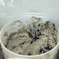 JJ Scoops - Oreo Cookies 'n Cream tub. Could tell from the gray color that it would be terrific.