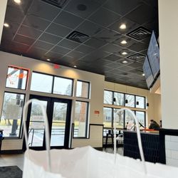 Haven Hot Chicken - Front ambiance