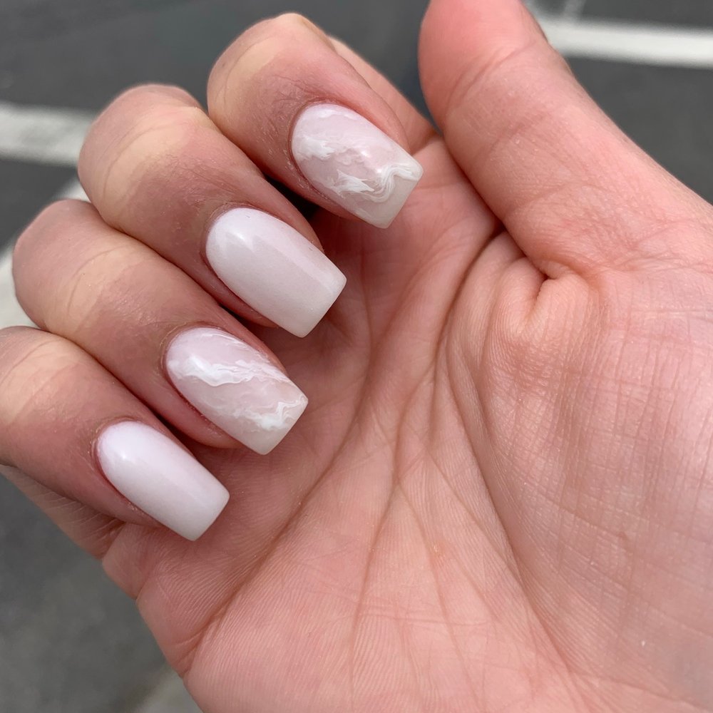 Sns powder by Lynn