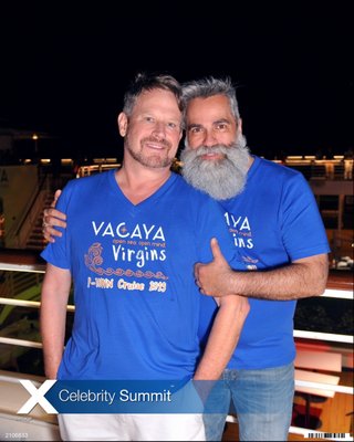 VACAYA by null