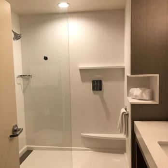 Courtyard by Marriott Somerset - Great walk in shower - Hotels Near Me - Somerset, Kentucky Courtyard by Marriott Somerset - Great walk in shower - Hotels Near Me - Somerset, Kentucky