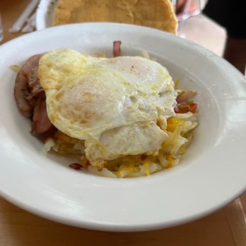 The Funky Brunch Cafe - Breakfast & Brunch Near Me - Savannah, Georgia The Funky Brunch Cafe - Breakfast & Brunch Near Me - Savannah, Georgia
