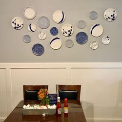 Tom’s Place Restaurant - Interior