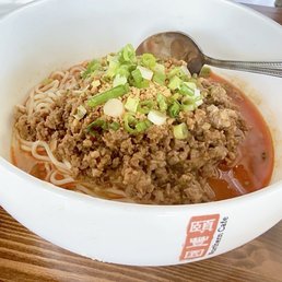 Dan Dan Noodle
