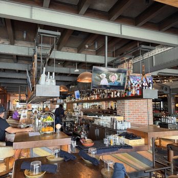 Meat On Ocean - Bar - Steakhouses Near Me - Santa Monica, California Meat On Ocean - Bar - Steakhouses Near Me - Santa Monica, California