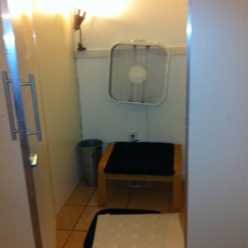 Natural Bronzing - Drying room - Tanning Near Me - Burlingame, California Natural Bronzing - Drying room - Tanning Near Me - Burlingame, California