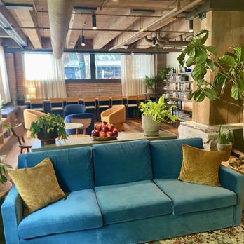 Populus - A genuinely calm place to relax. - Hotels Near Me - Seattle, Washington