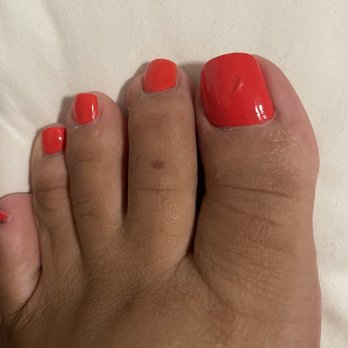 Deluxe Nail Salon - $47 pedi plus tip and look at the toe - Nail Salons Near Me - Dallas, Texas Deluxe Nail Salon - $47 pedi plus tip and look at the toe - Nail Salons Near Me - Dallas, Texas