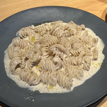 Rose Mary - Cacio e pepe - Italian Near Me - Chicago, Illinois Rose Mary - Cacio e pepe - Italian Near Me - Chicago, Illinois