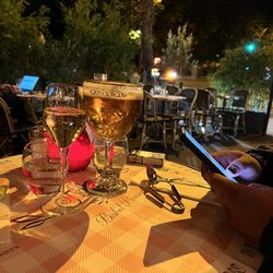 Chez Félicie - Cheers!  Beer & Champs!