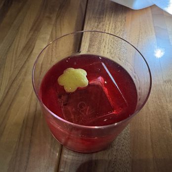 Daisies - Beet Manhattan - Pasta Shops Near Me - Chicago, Illinois