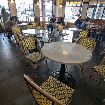 Best Buns Bakery & Burgers - Interior - Bakeries Near Me - Springfield, Virginia Best Buns Bakery & Burgers - Interior - Bakeries Near Me - Springfield, Virginia