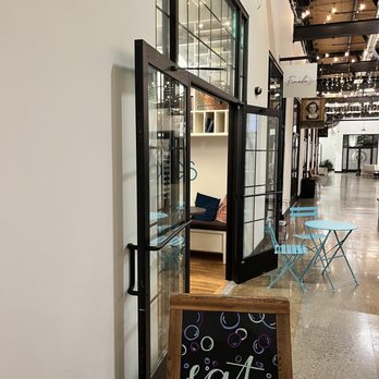 Eat Bubbles - Entrance - Bubble Tea Near Me - Nashville, Tennessee