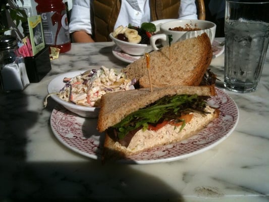 Jeannine's Restaurant & Bakery by null