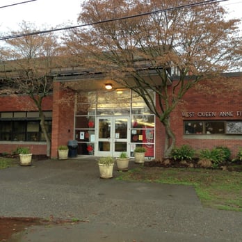 Queen Anne Community Center - Main Entrance - Recreation Centers Near Me - Seattle, Washington Queen Anne Community Center - Main Entrance - Recreation Centers Near Me - Seattle, Washington