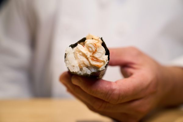OMAKAI hand roll bar by null