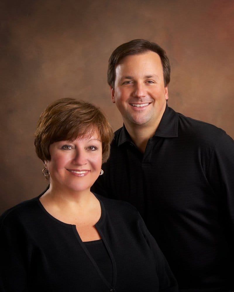 THE MASSEY TEAM BERKSHIRE HATHAWAY SELECT PROPERTIES 1012 Plummer