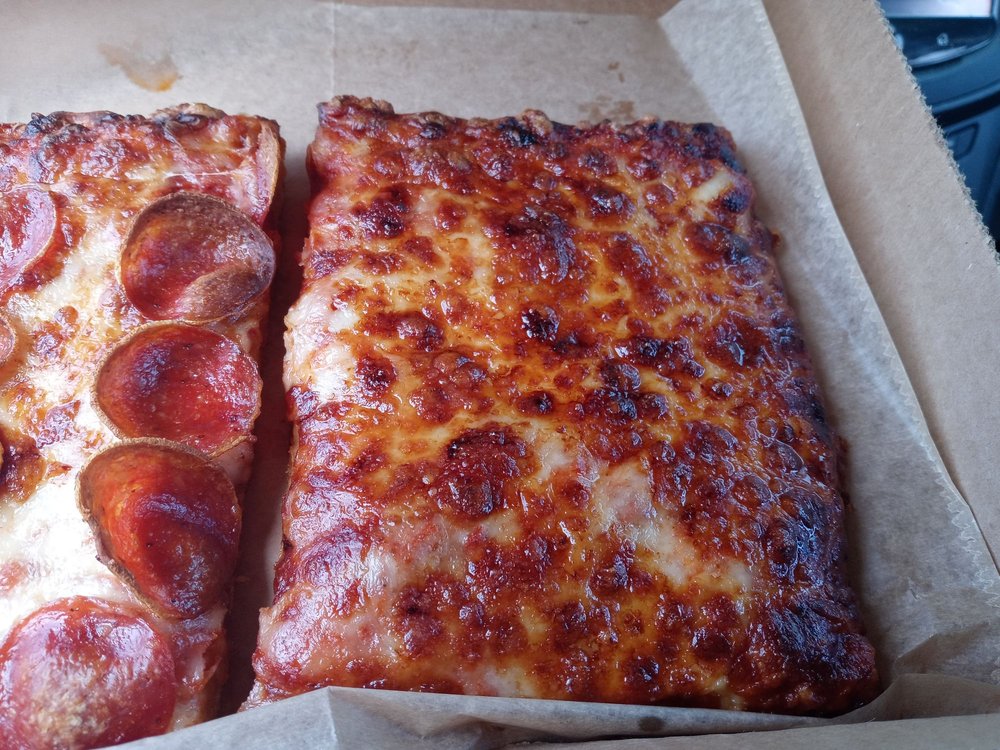 PIEZONIS PIZZA Updated August 2024 66 Photos & 41 Reviews 1000