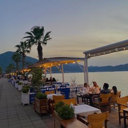 Mancero Kitchen & Bar - Outside