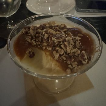 Roger Sherman Inn - Butterscotch pudding - Hotels Near Me - New Canaan, Connecticut Roger Sherman Inn - Butterscotch pudding - Hotels Near Me - New Canaan, Connecticut