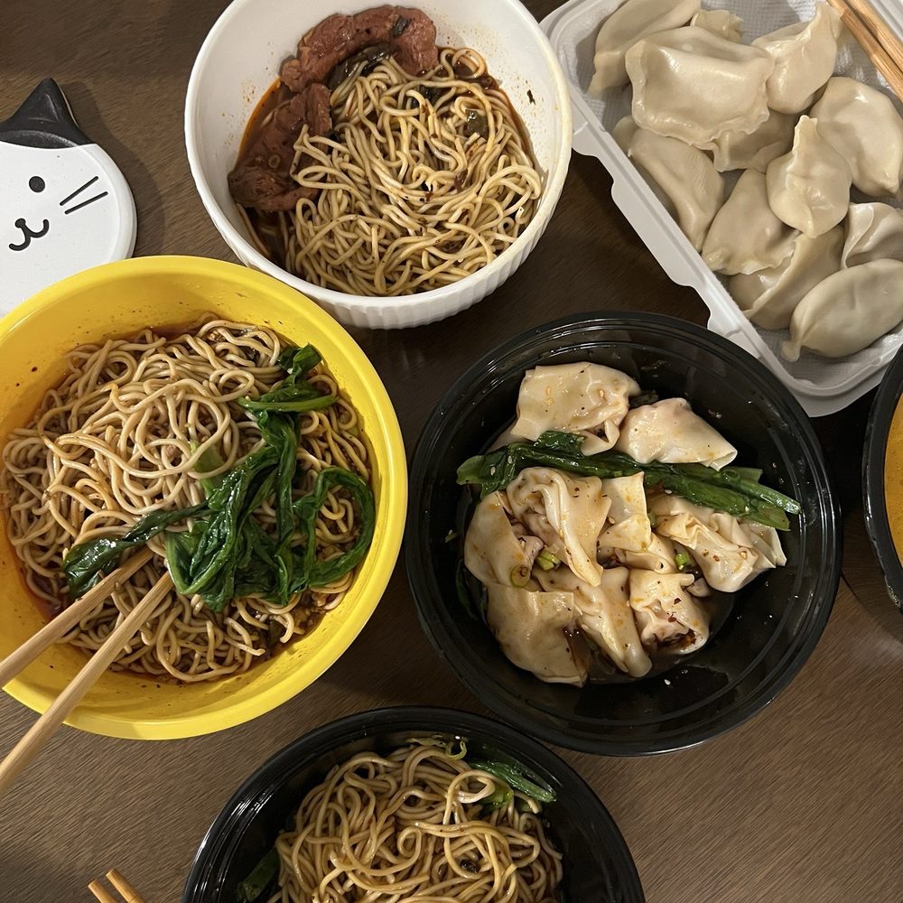 番茄米线 / Tomato Rice Noodles 番茄米线 / Tomato Rice Noodles