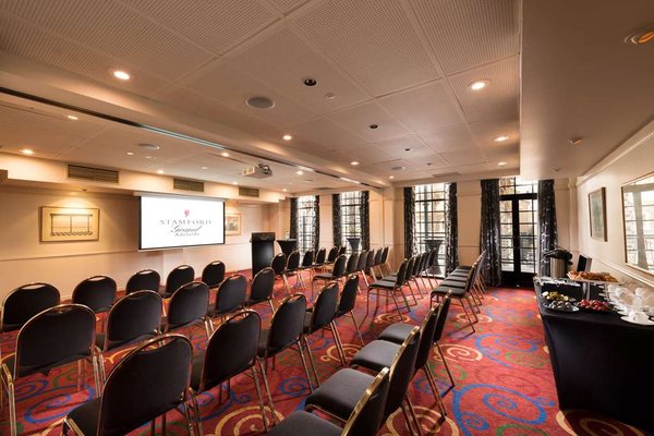Stamford Grand Adelaide Hotel by null