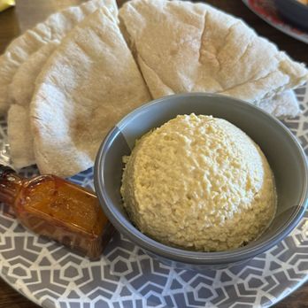Nando's - Hummus - Chicken Shop Near Me - Crawley, WSX Nando's - Hummus - Chicken Shop Near Me - Crawley, WSX