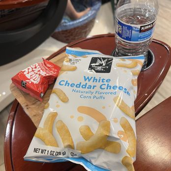 T-Luxe Nail Salon - Snacks - Nail Salons Near Me - St. Louis Park, Minnesota