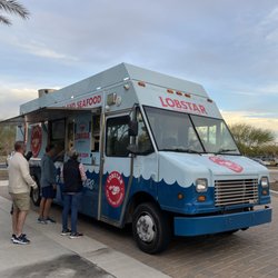 Lobstar Food Truck - 45-MINUTE LINE!! Quite the popular truck.