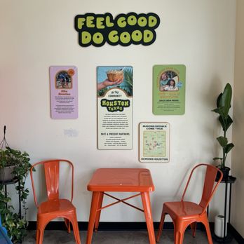 JuiceLand - Sitting area - Juice Bars & Smoothies Near Me - Houston, Texas JuiceLand - Sitting area - Juice Bars & Smoothies Near Me - Houston, Texas