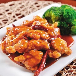 New China Carry Out - good service! the food was very good. i like general tso's chicken.