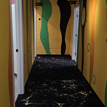 Jubiland Play - Hallway to restrooms - Arcades Near Me - Los Angeles, California Jubiland Play - Hallway to restrooms - Arcades Near Me - Los Angeles, California