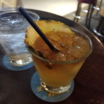 Agave & Vine - mai tai - Cocktail Bars Near Me - Honolulu, Hawaii