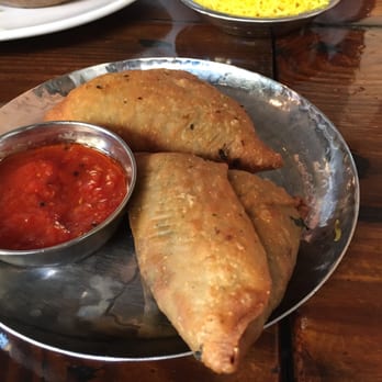 Pondicheri - Saag paneer samosas - Indian Near Me - Houston, Texas Pondicheri - Saag paneer samosas - Indian Near Me - Houston, Texas